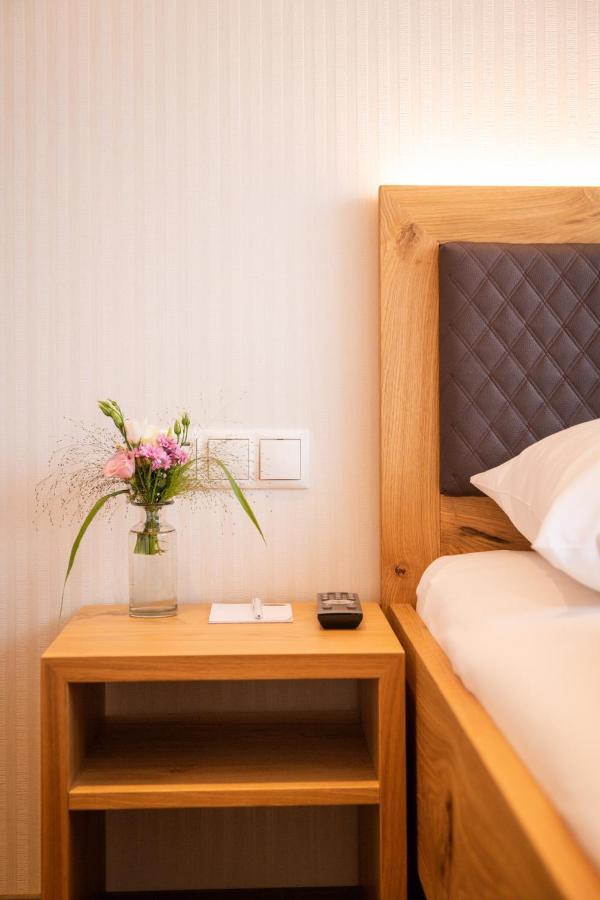 Motel Keckeis Inn - Self Check-In Sulz  Екстериор снимка